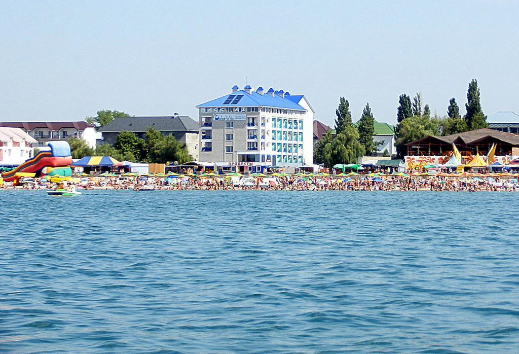 Dolce Vita Resort Hotel Zaliznyy Havn Eksteriør billede
