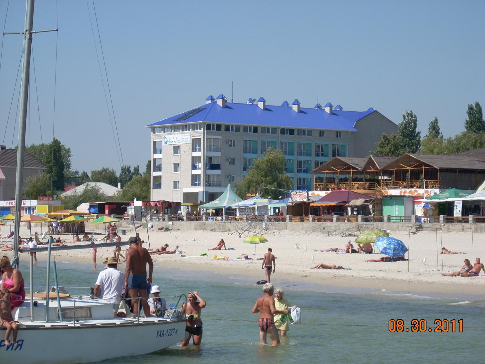 Dolce Vita Resort Hotel Zaliznyy Havn Eksteriør billede