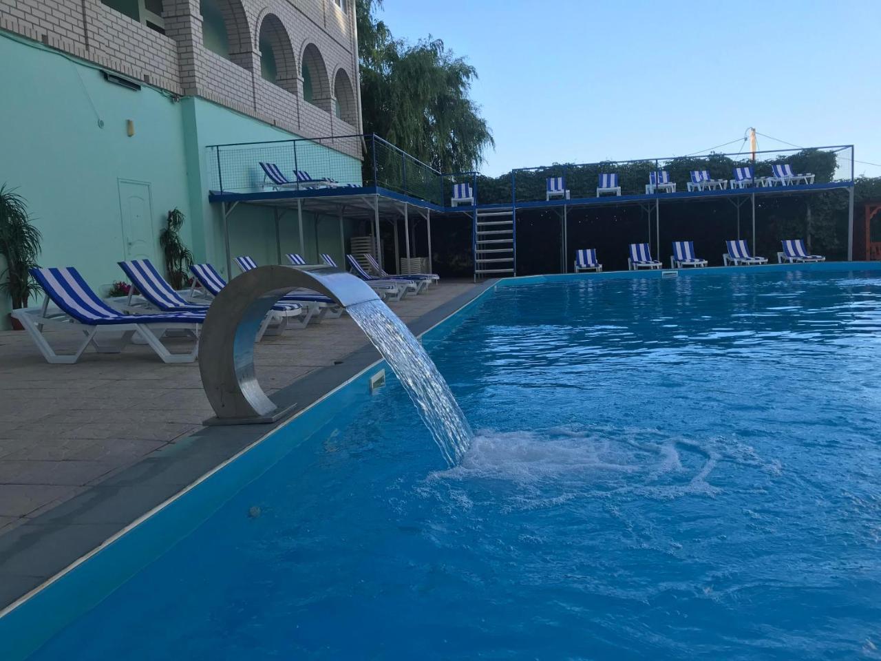 Dolce Vita Resort Hotel Zaliznyy Havn Eksteriør billede